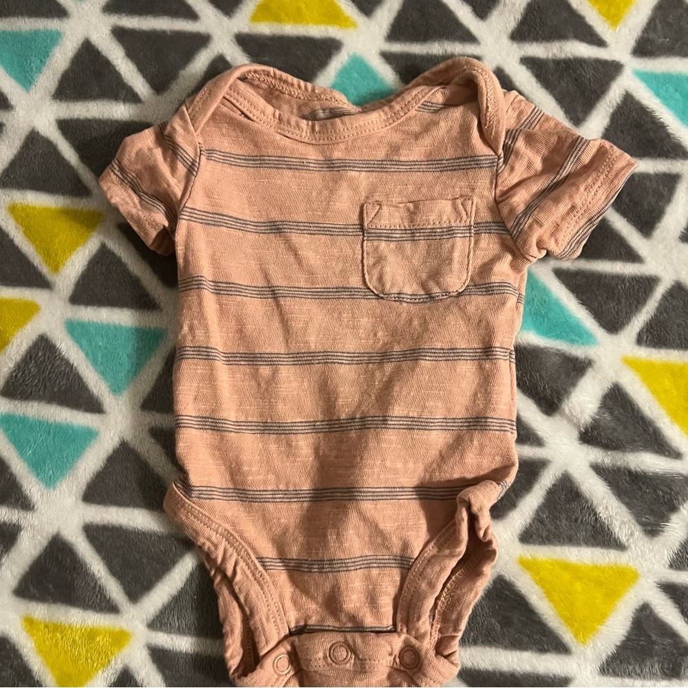 Striped One Piece bundle - Picture 3 of 6